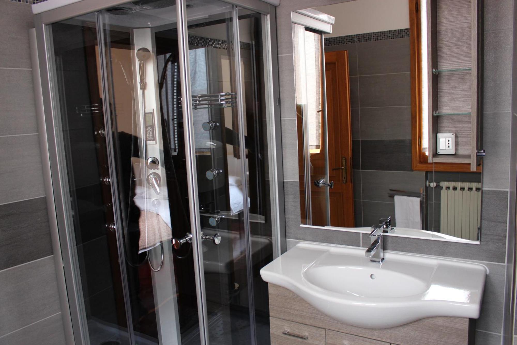 בולוניה Residenza Ariosto Depandance By Studio Vita חדר תמונה