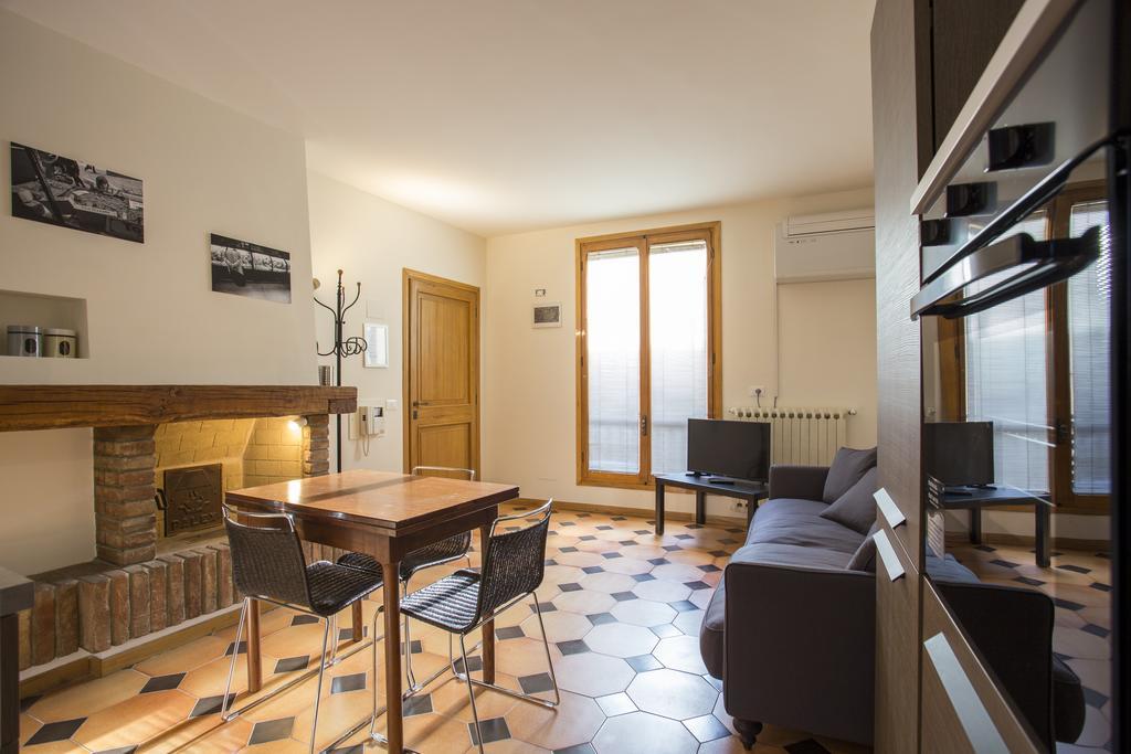 בולוניה Residenza Ariosto Depandance By Studio Vita חדר תמונה