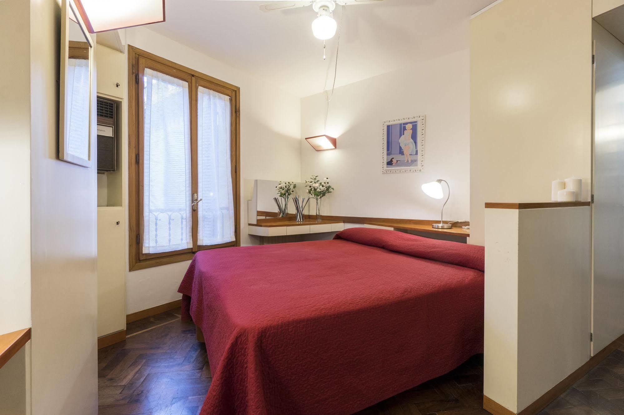 בולוניה Residenza Ariosto Depandance By Studio Vita מראה חיצוני תמונה