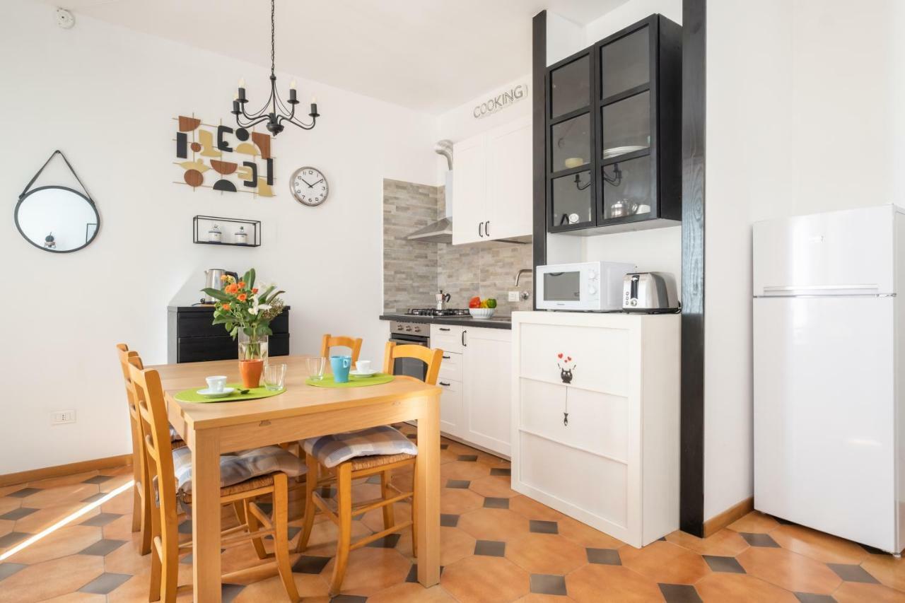 בולוניה Residenza Ariosto Depandance By Studio Vita מראה חיצוני תמונה